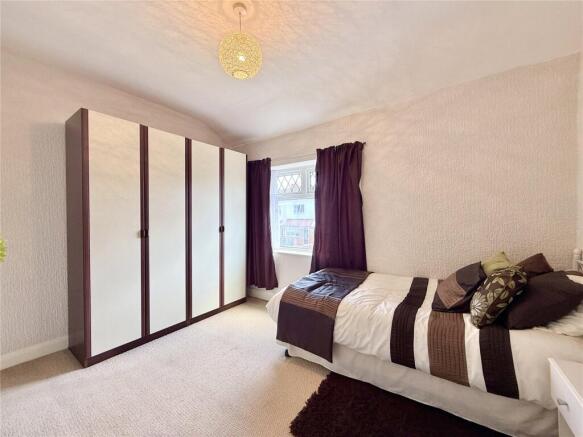 2 bed Semi-Detached for sale Image 11