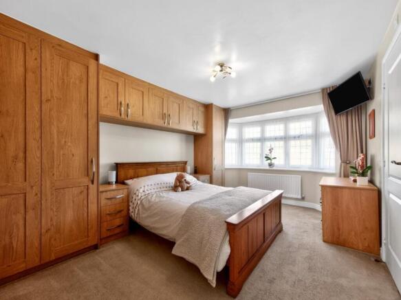 4 bed Detached for sale Image 10