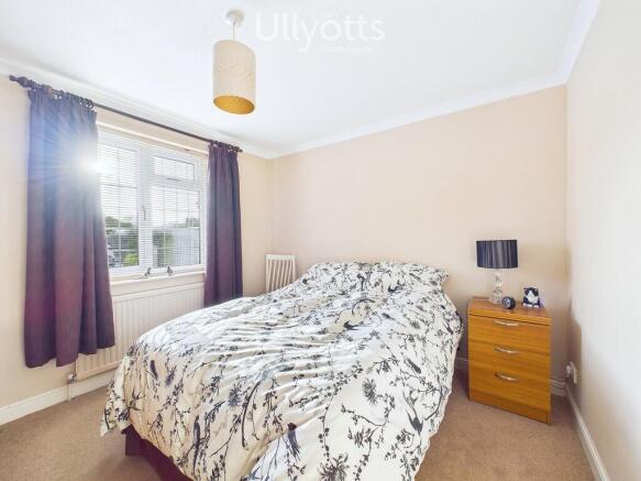 4 bed Detached for sale Image 6