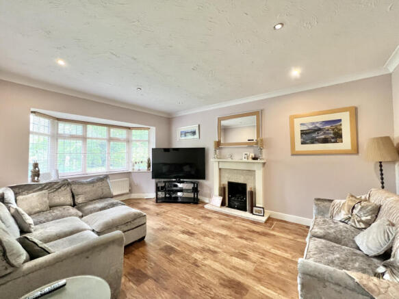 Cathrow Way,  Thornton, FY5 photo 4