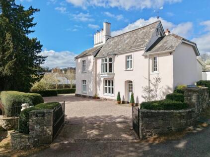 Castle Parade, Usk, NP15