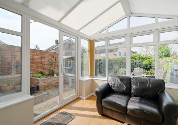 9 Wrekin Road-11.jpg