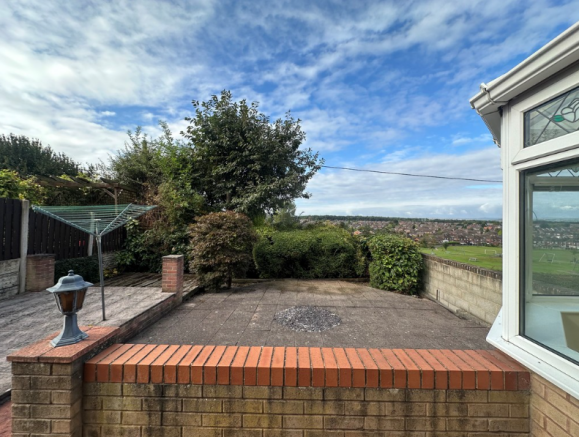 Sunnybank Crescent, Rotherham, South Yorkshire, S60 photo 4