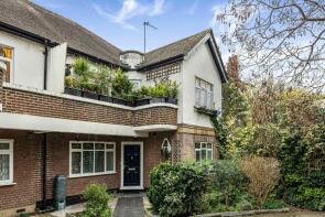 2, Beechwood Park, South Woodford, London E18 2EQ