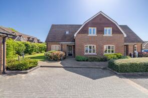 20, Poplar Court, Horsham RH12 4AF