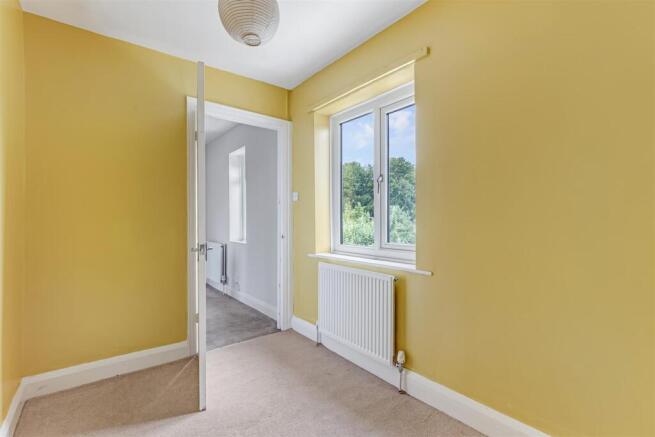 3 bed Semi-Detached for sale Image 11