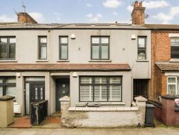 18 Flat 2, Adelaide Terrace, Great West Road, Brentford TW8 9PQ