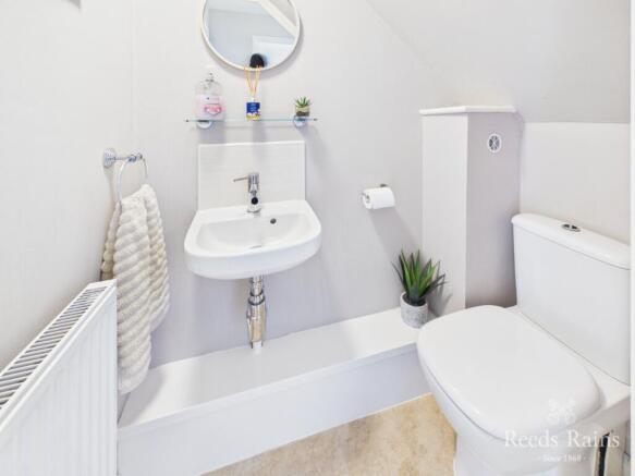 3 bed Semi-Detached for sale Image 7