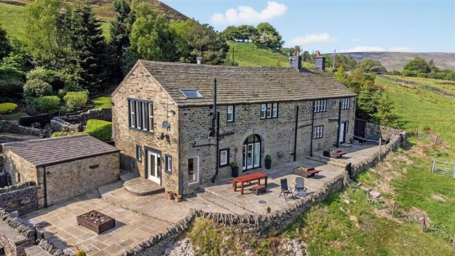 Pike End Fram D.01.Photoneg.co.uk.jpg