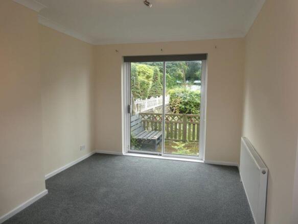 3 bed Semi-Detached to rent Image 6