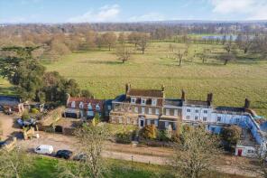 Prestbury House, Hampton Court Road, East Molesey KT8 9BS
