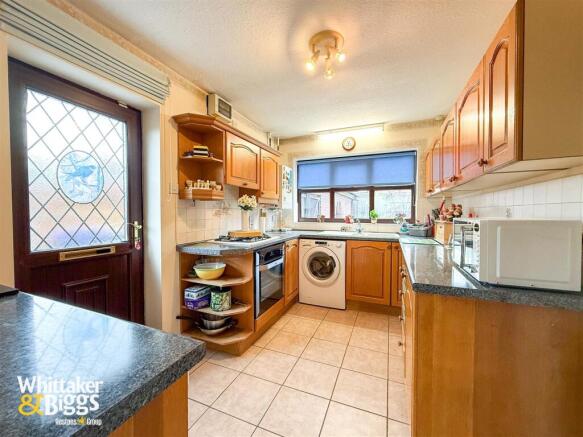 Halls Road, Biddulph, Stoke-On-Trent photo 4