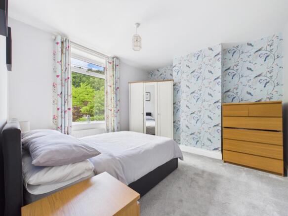 3 bed Terraced for sale Image 12