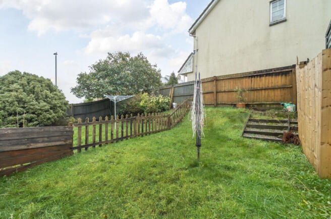 1394428-3-6964db1...