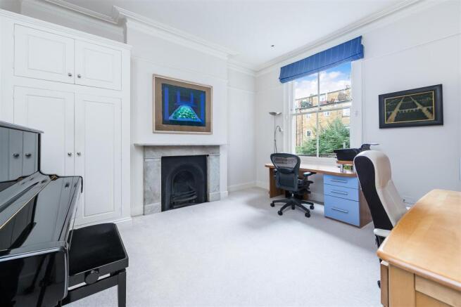 Sales Hammersmith Agate Road 26 - Bedroom 4.jpg