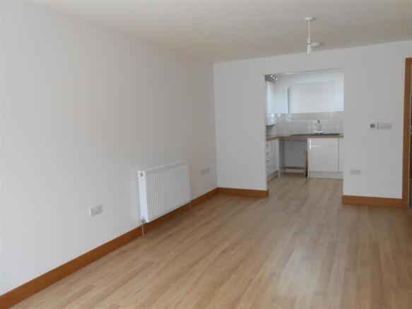 Sitting/Dining Room