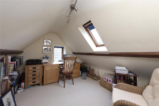 Bedroom 5/Office