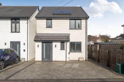 St. Andrews Road, Backwell, BS48
