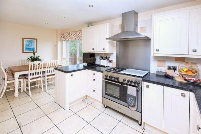 Kitchen/Breakf...