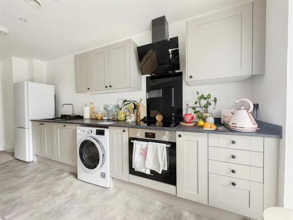 Living Room / Kitchen
