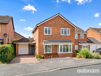 Barns Croft Way, Droitwich, Worcestershire, WR9