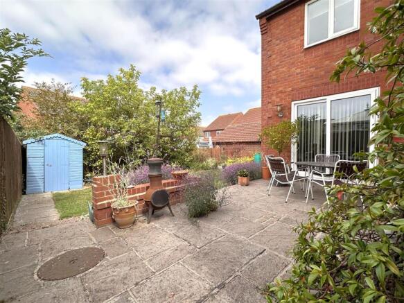 Rear Garden 070