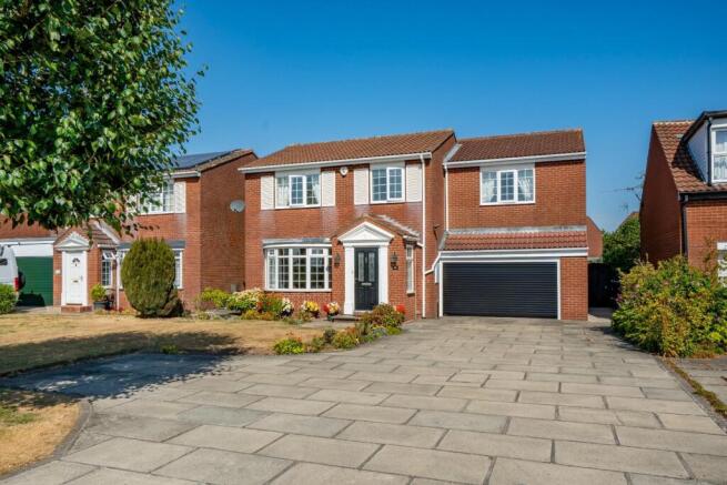 4 bed Detached for sale in acomb