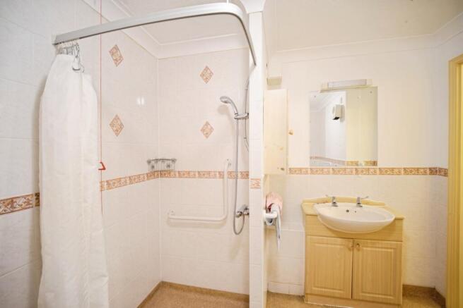 1 bed Apartment for sale Image 11