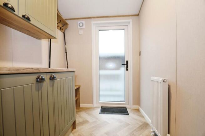 2 bed Park Home for sale Image 7