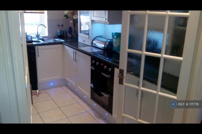 Kitchen 2