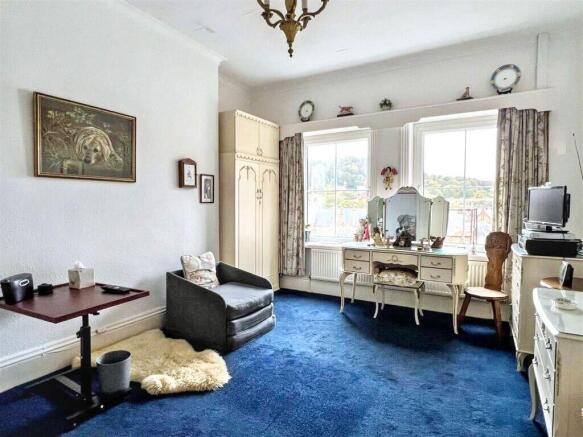 2 bed Apartment for sale Image 8