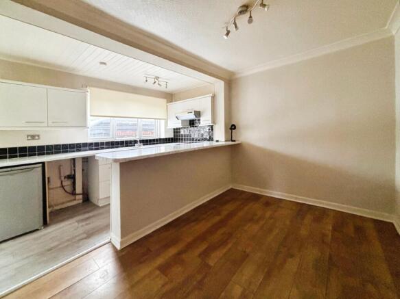 Kitchen/Dining