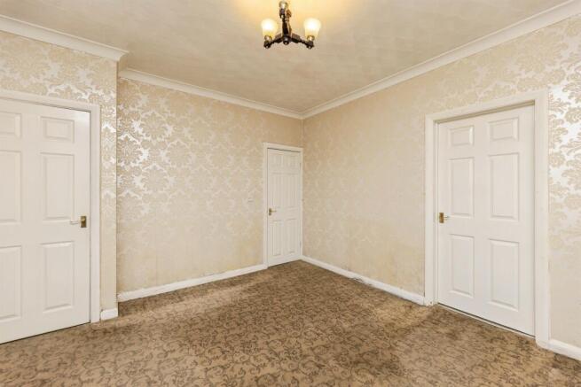 3 bed Terraced for sale Image 4