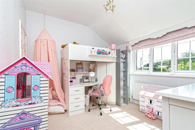 Bedroom 2.jpg