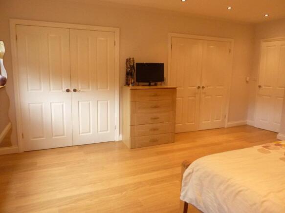 ANOTHER ROOM ASPECT