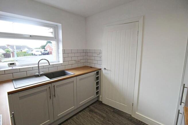 2 bed Bungalow for sale Image 10