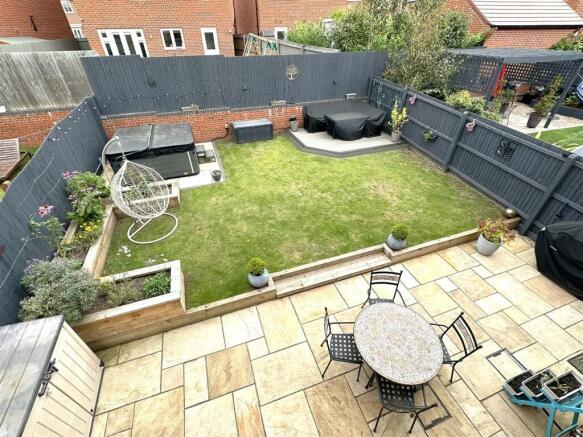 Superbly Landscaped Rear Garden 904