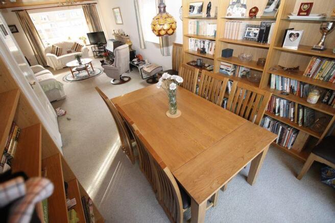 Lounge/Diner