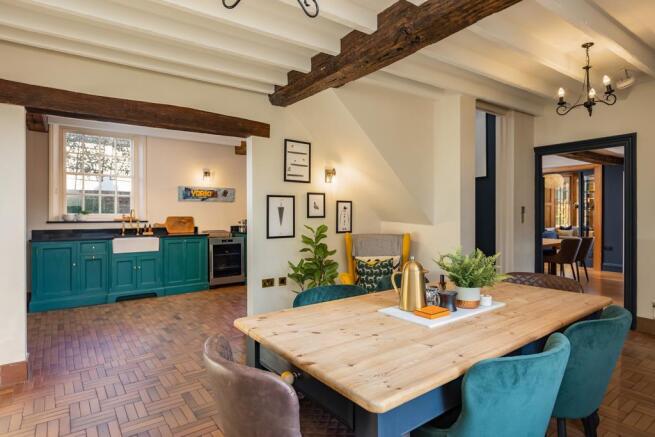 Breakfast room