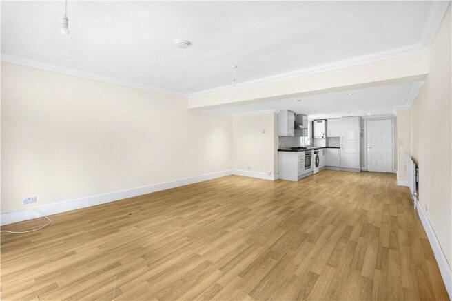 Kitchen/Reception