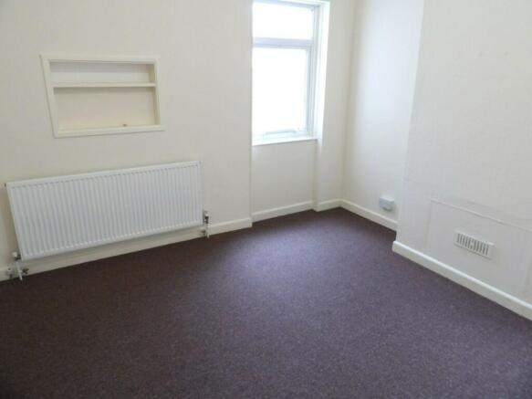DINING ROOM/BED 4