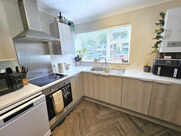 72 Felton Road, Lower Parkstone, Poole, BH14 photo 4