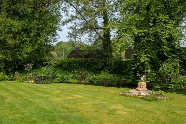 Photo 28