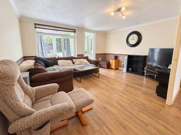 Millfield, Creekmoor, Poole, BH17 photo 3