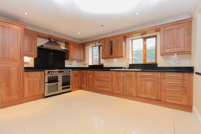 Kitchen (2)