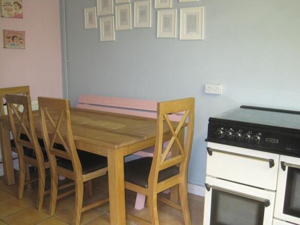Kitchen / Breakfast Room