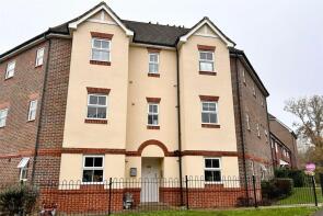 69, Woodland Walk, Aldershot GU12 4FE