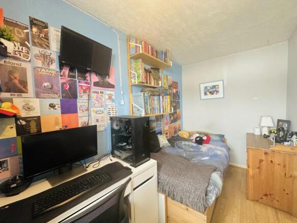 Photo 9