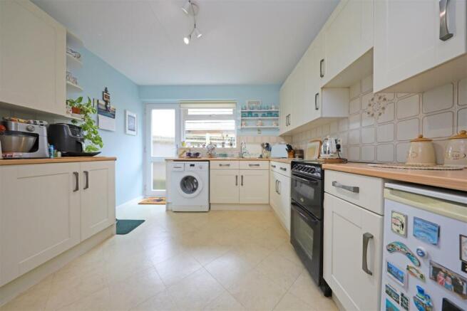 nicholas james glynn road week kitchen_.jpg