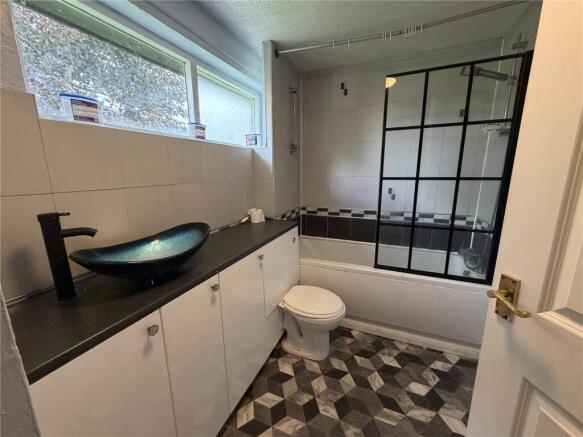 3 bed End of Terrace for sale Image 8